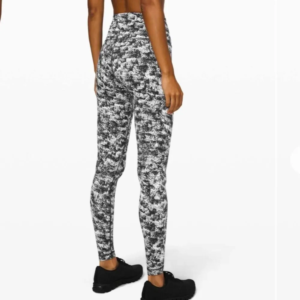 Lululemon wunder under HR tight 28” *J